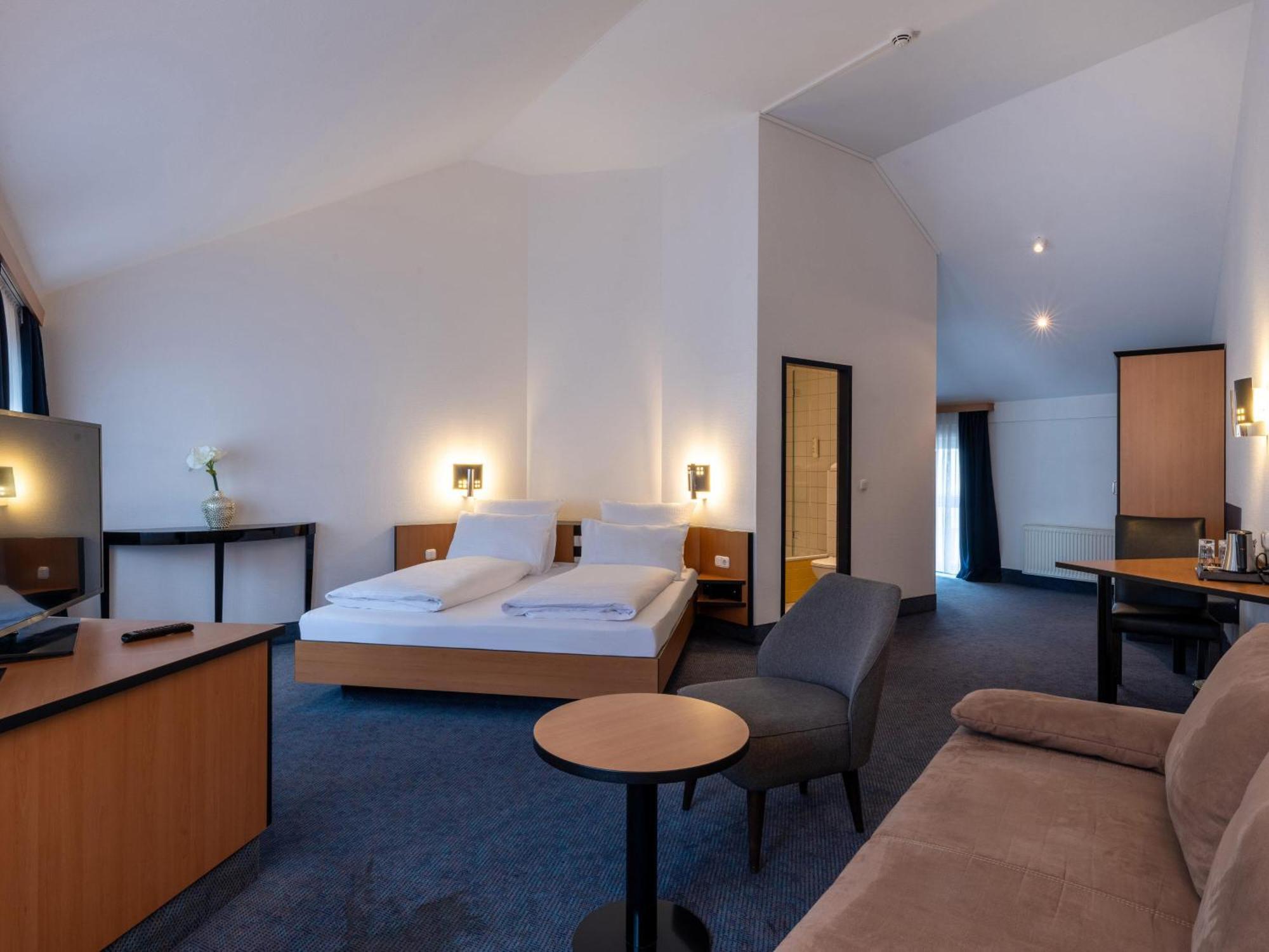 B&B Hotel 에슈바일러 외부 사진